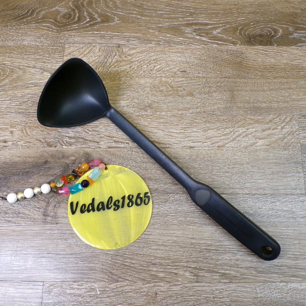 COPCO Black Nylon 4 Oz Ladle Triangle Bowl w/Palm and Thumb Grip